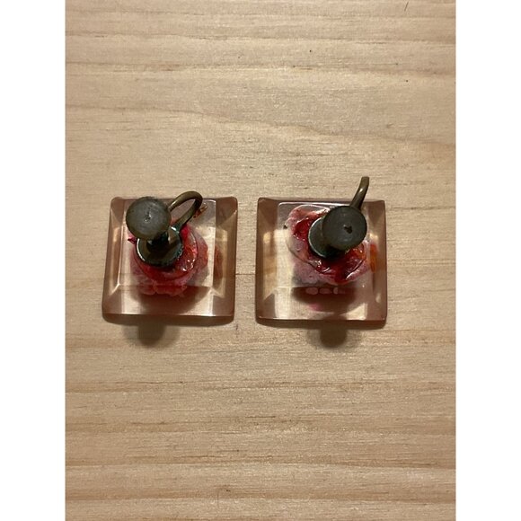 Vintage Square Screwback Earrings With Encased Red Roses & Clear Lucite - Picture 5 of 5